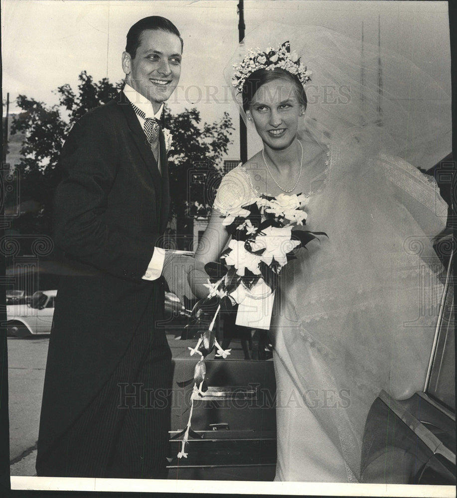 1966 Press Photo MR. MRS ROGER MCCLORY - Historic Images