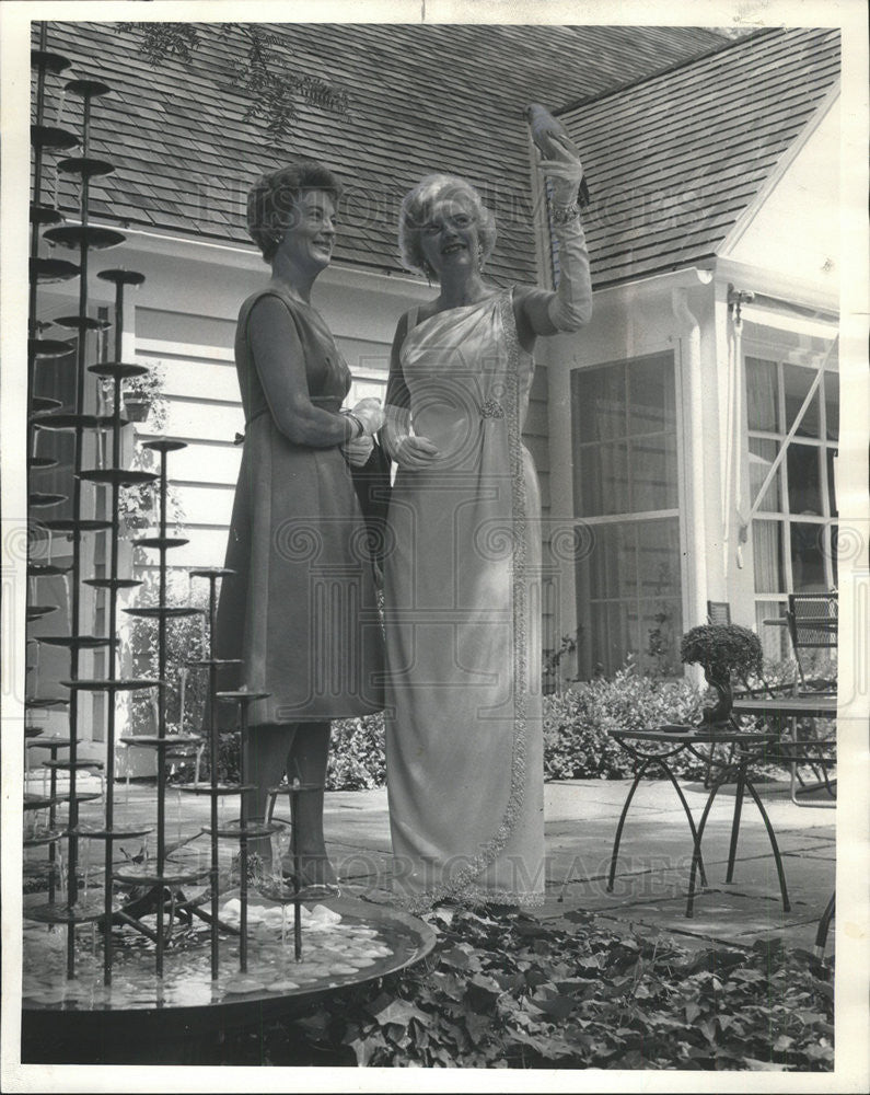 1965 Press Photo MRS. JOHN S.HUTCHINS  MRS. NORMAN MCCLAVE - Historic Images