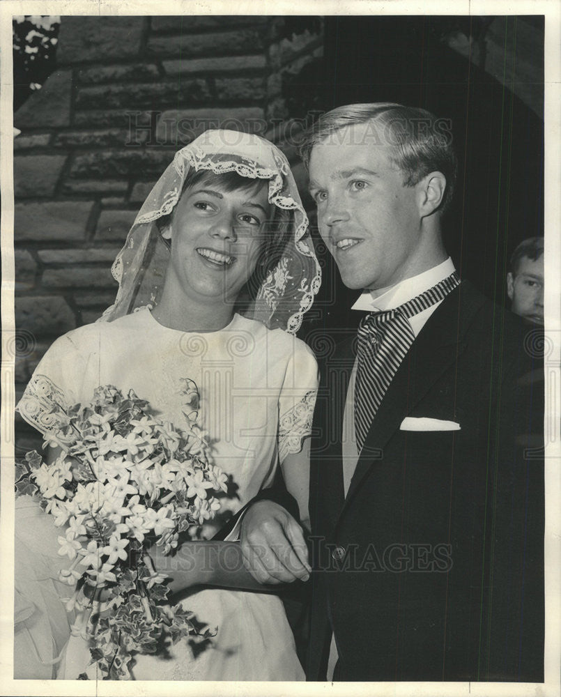 1965 Press Photo MR  JOHN LESHER MCCAUSLAND BRIDE MISS ANNE WIEBOLDT - Historic Images