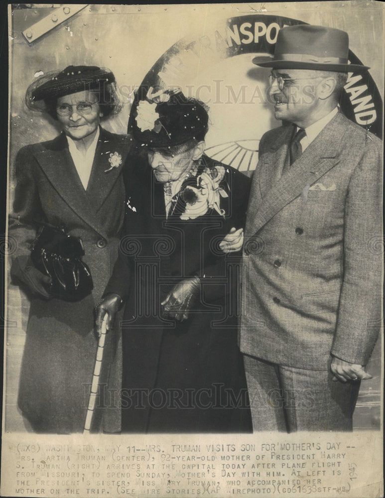 1945 Press Photo President Harry S Truman Family - Historic Images