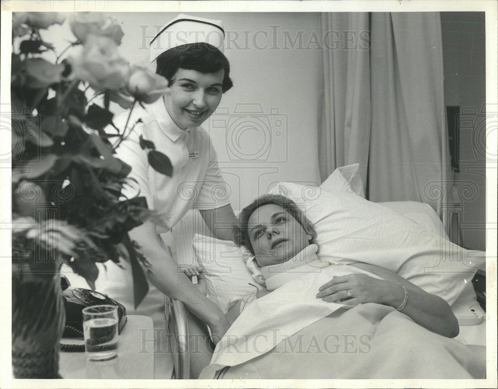 1964 Press Photo Mrs. Eileen Pikiel Indianapolis Speedway Car Accident Victim - Historic Images