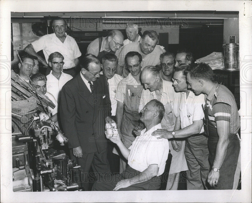 1956 Press Photo Ross Morse Retirement receives gift - Historic Images