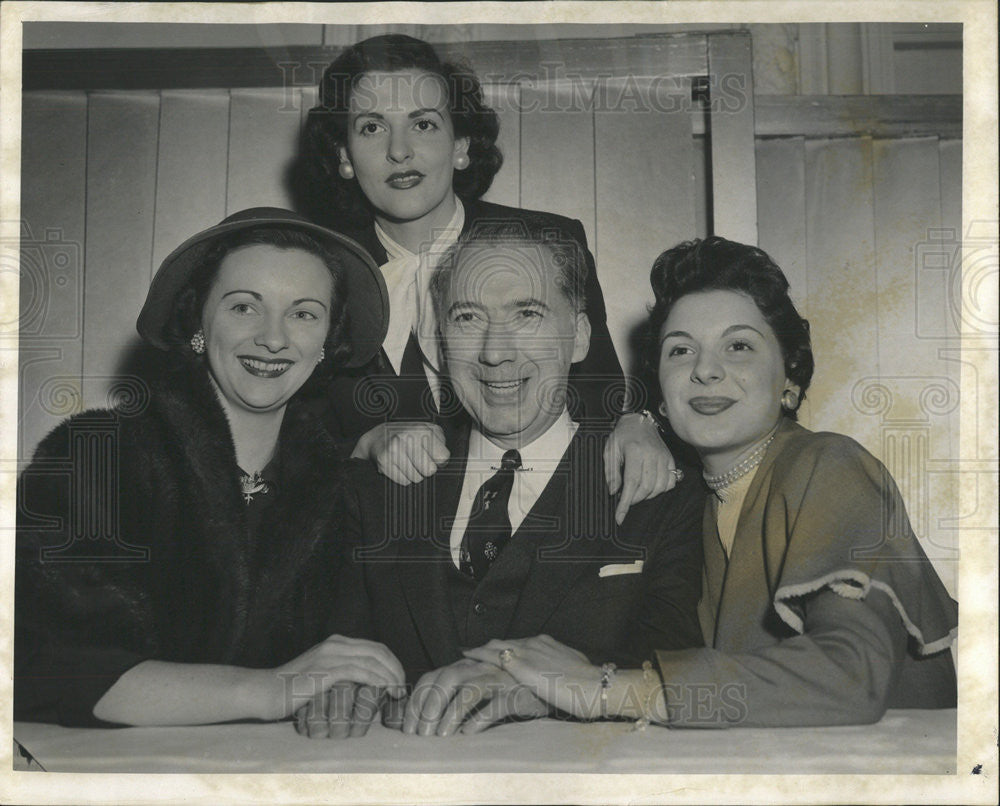 1955 Press Photo Ms John J Sullivan Miss Eatelle Esposito John J Mortimer Pratti - Historic Images