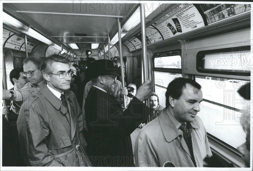 1993 Press Photo Train Opening of CTA Midway Line With Gov Edgar And Mayor Daley - Historic Images