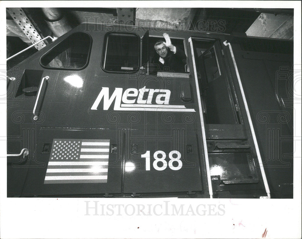 1992 Press Photo James Edgar Union Station Metra - Historic Images