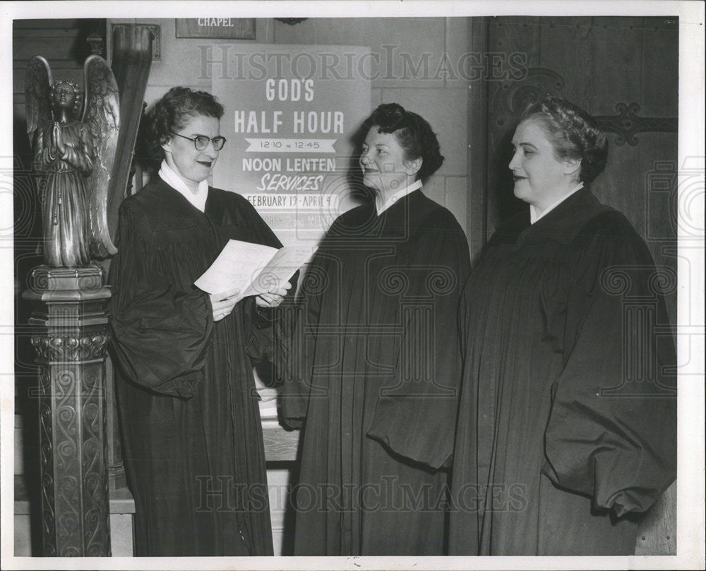 1958 Press Photo Rev. Mrs. C.F. McCall, Jr., Mrs. Joseph Woodruff, Mrs, Chester - Historic Images