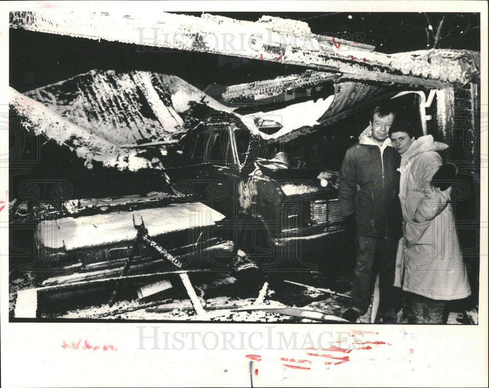 1986 Press Photo David Boyle Wife Garage Fire - Historic Images