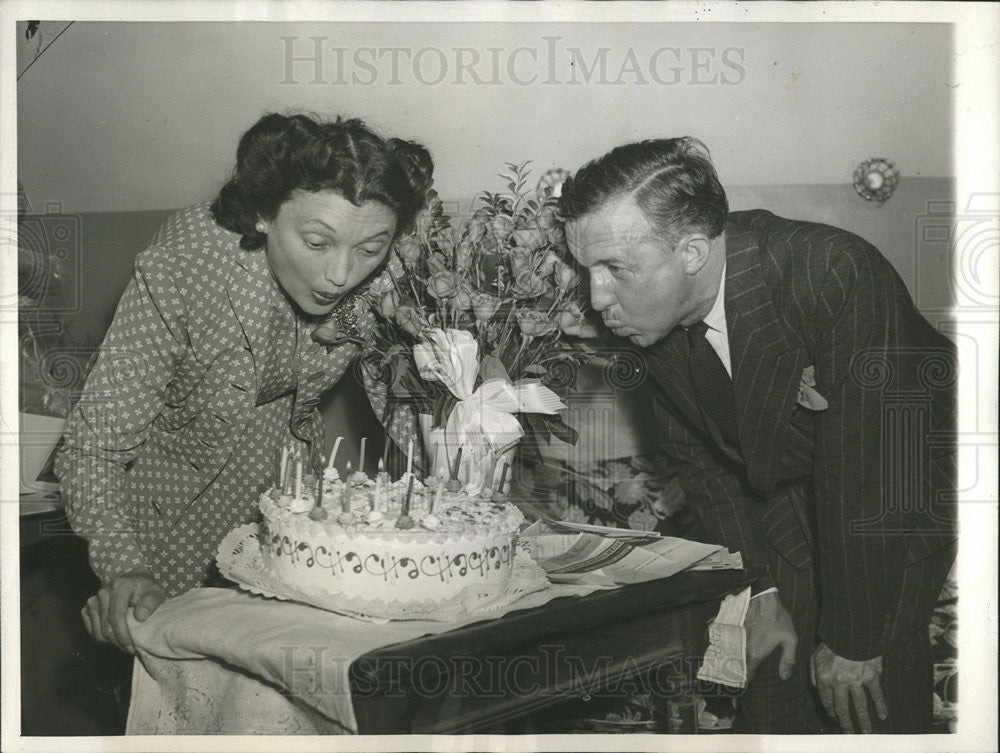 1941 Press Photo Katharine Cornell Actress Guthrie McClintic Director Producer - Historic Images