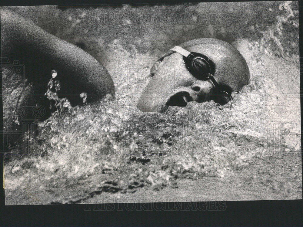 1980 Press Photo Marianne McCay Hindsdale Central Freestyle State Record Swim - Historic Images