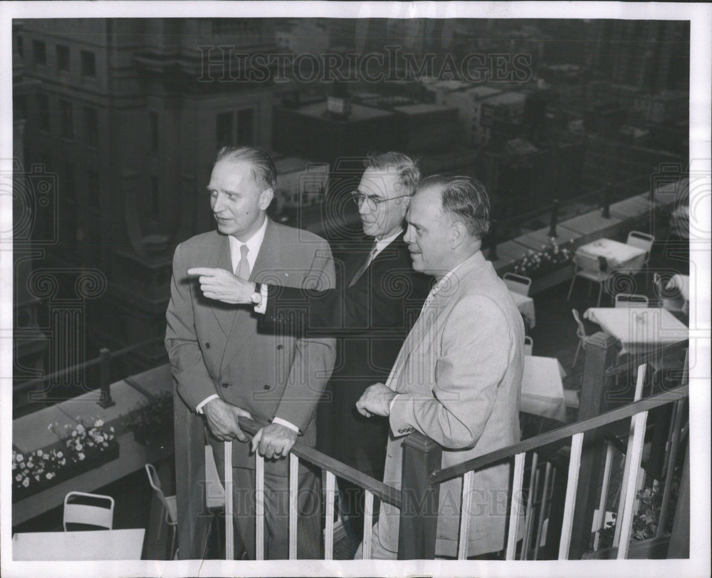 1953 Press Photo Dr. RC McCaughan - Historic Images