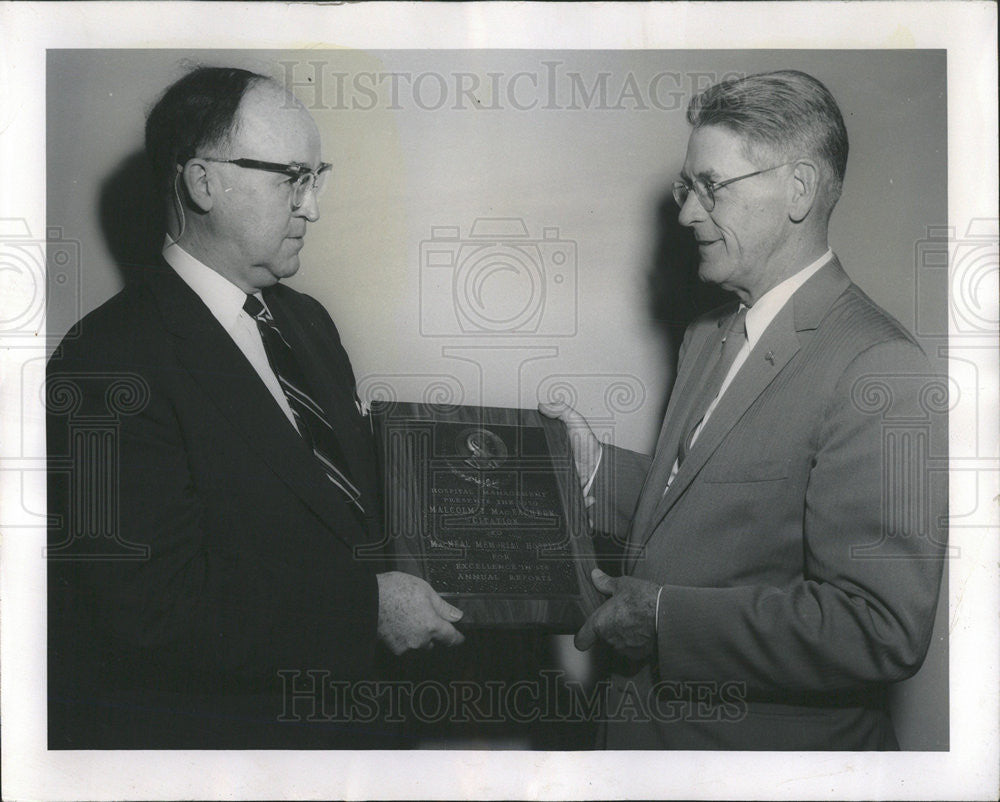 1959 Press Photo Francis McCarthy MacNeal Hospital Paul Warren First Place - Historic Images