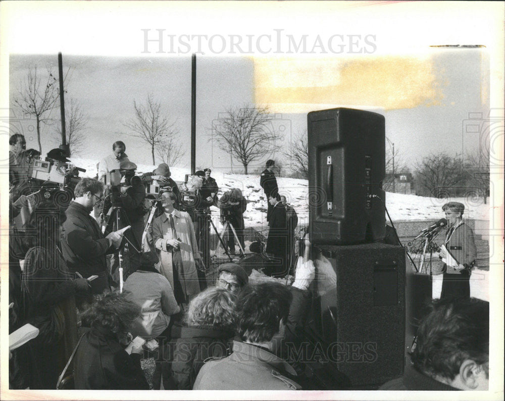 1986 Press Photo Chicago Mayoral Candidate Jane Byrne - Historic Images