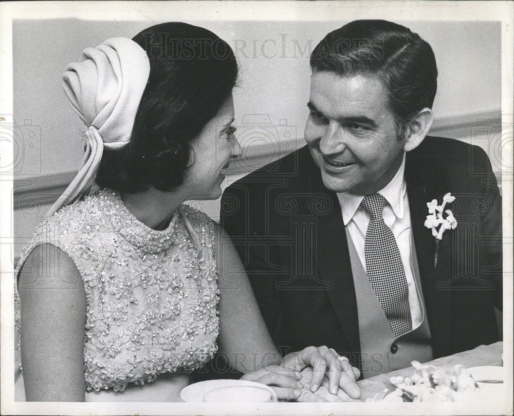 1969 Press Photo Mr and Mrs David Bradshaw married - Historic Images