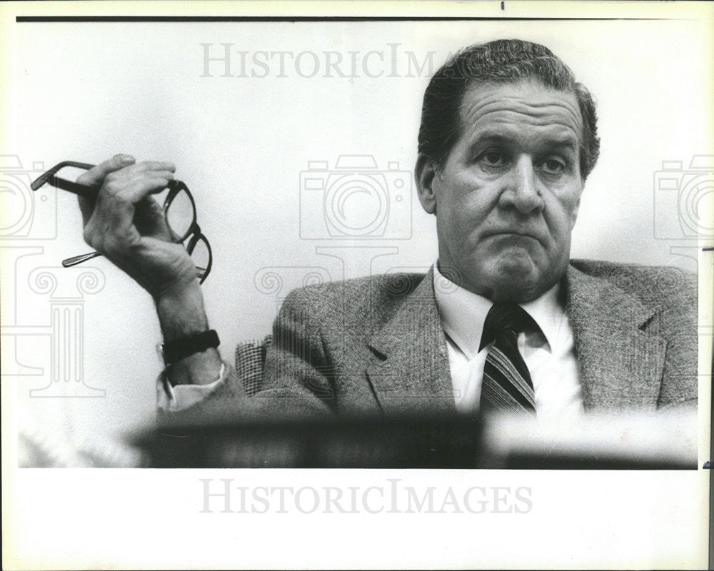 1986 Press Photo Former Chicago Alderman Frank Brady Interview Sun-Times - Historic Images