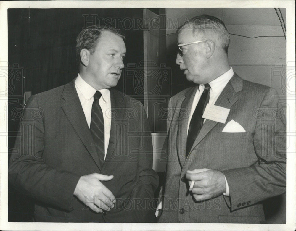 1959 Press Photo James B. (Scotty) Reston New York Times Newspaper Journalist - Historic Images