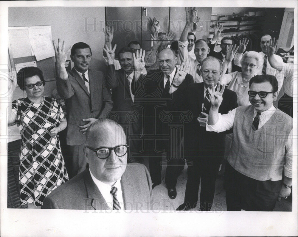 1968 Press Photo Roy A Wilson,40 yrs with Sun-Times - Historic Images