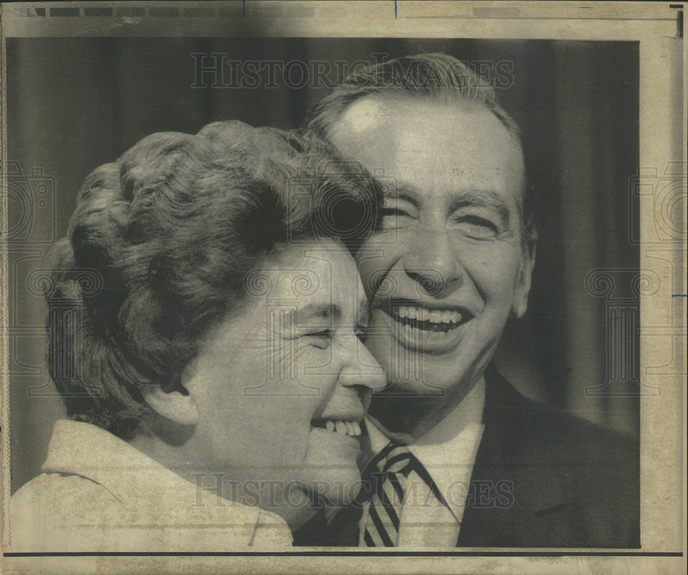 1974 Press Photo Republican Governor Malcolm Wilson Wife Catherine - Historic Images