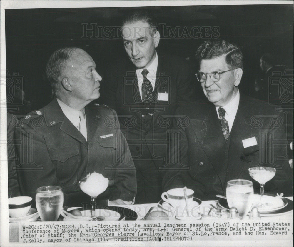 1947 Press Photo Dwight Eisenhower Pierre Lavalley Edward Kelly Conference Mayor - Historic Images