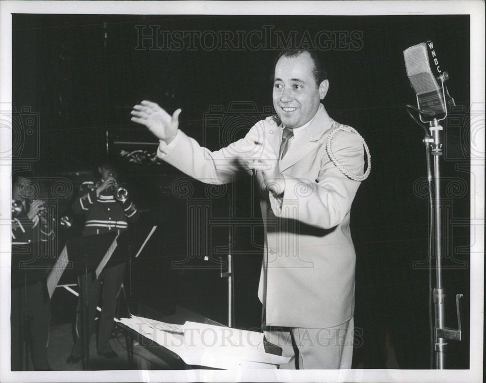 1952 Press Photo Paul Lavalle will conduct the Cities Service Band of America - Historic Images