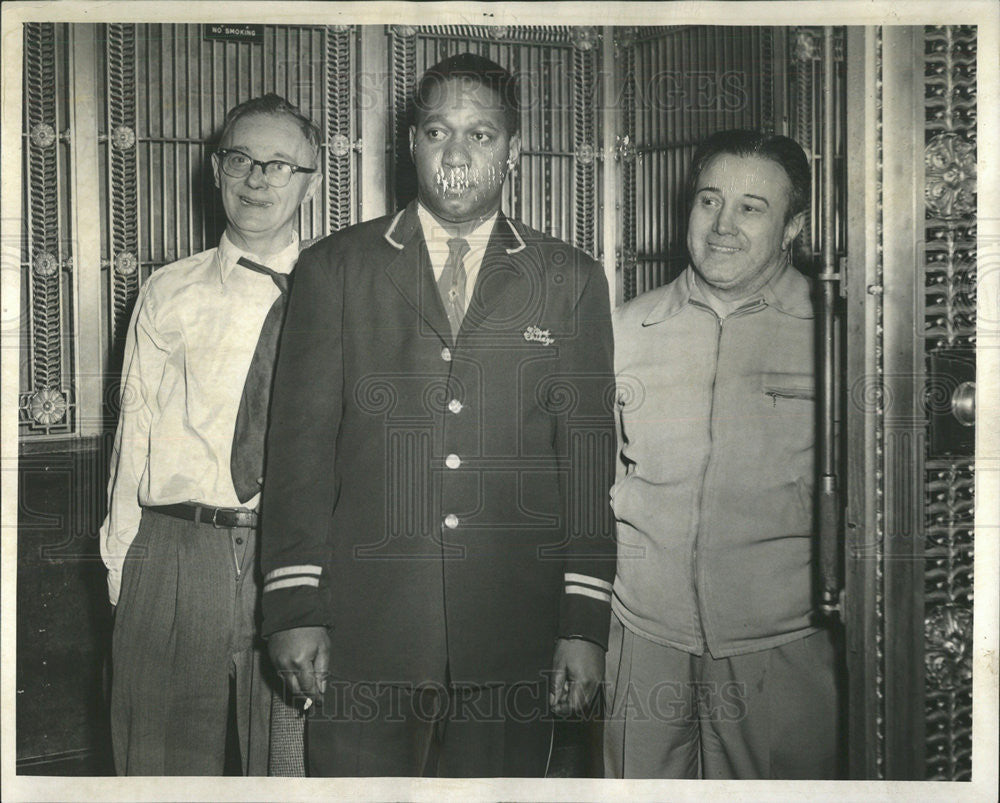 1957 Press Photo Robert Waten Harry Soariata Luke Martin Chicago City Hall Fire - Historic Images