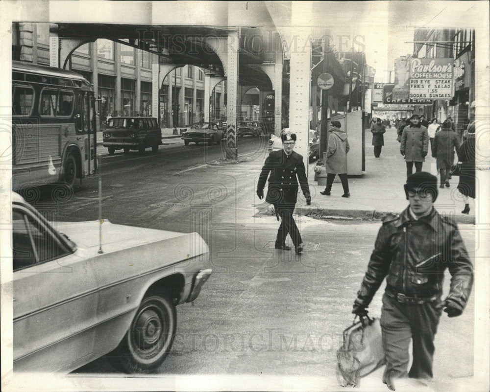 1965 Press Photo Picture of Robert Murphy Policeman - Historic Images