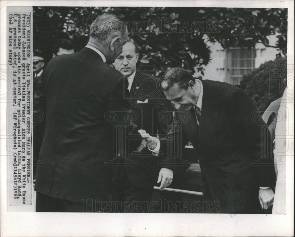 1965 Press Photo President Johnson Greets Italian Premier Aldo Moro White House - Historic Images