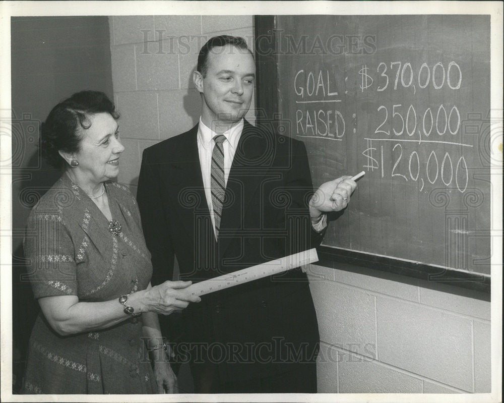 1959 Press Photo Channel 11 Fundraiser Charity Drive Education Marquis Blodgett - Historic Images