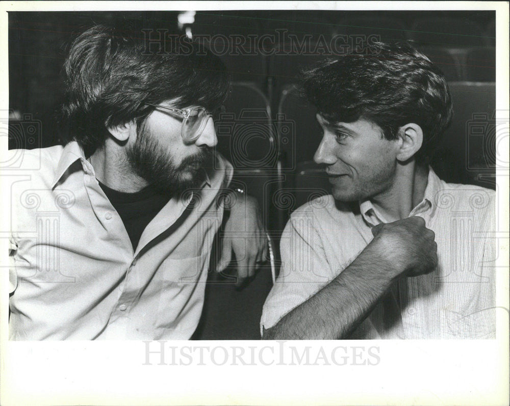 1986 Press Photo Keith Reddin Actor Playwright Michael Maggio Director Chicago - Historic Images