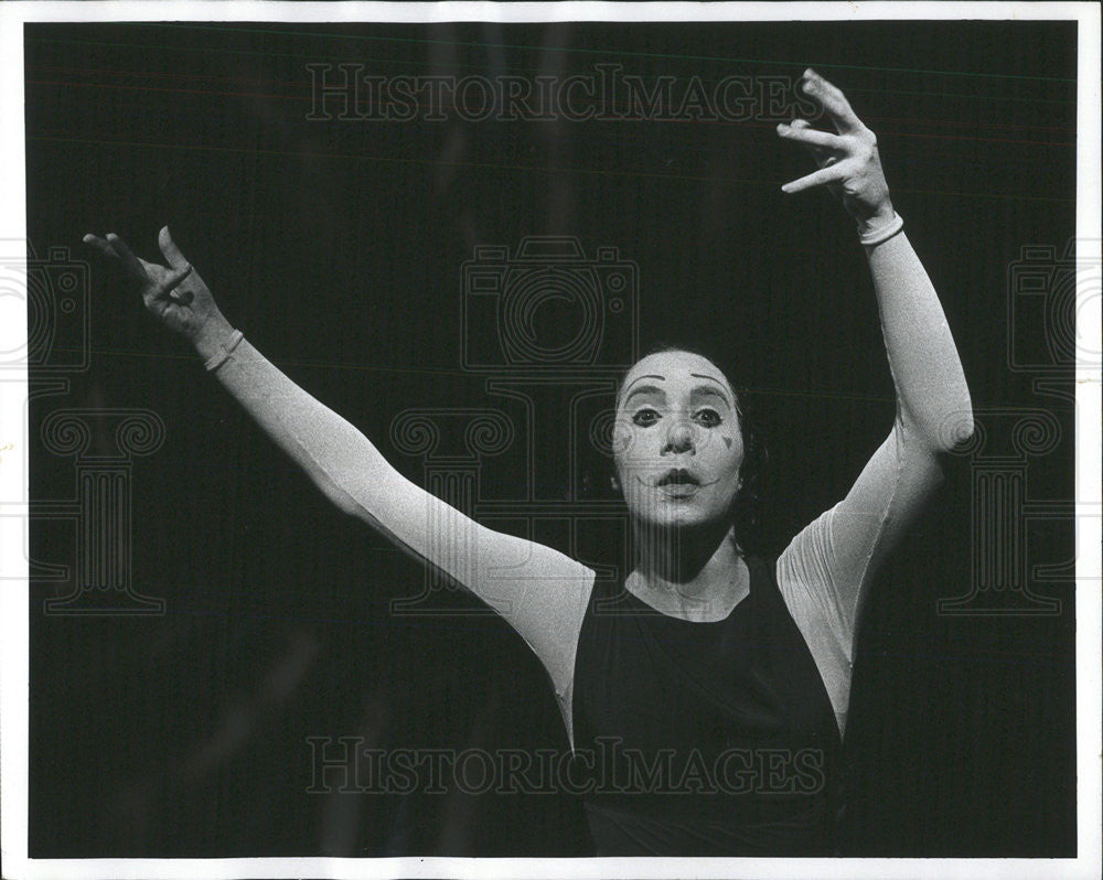 1974 Press Photo Rebecca Dance Mime - Historic Images