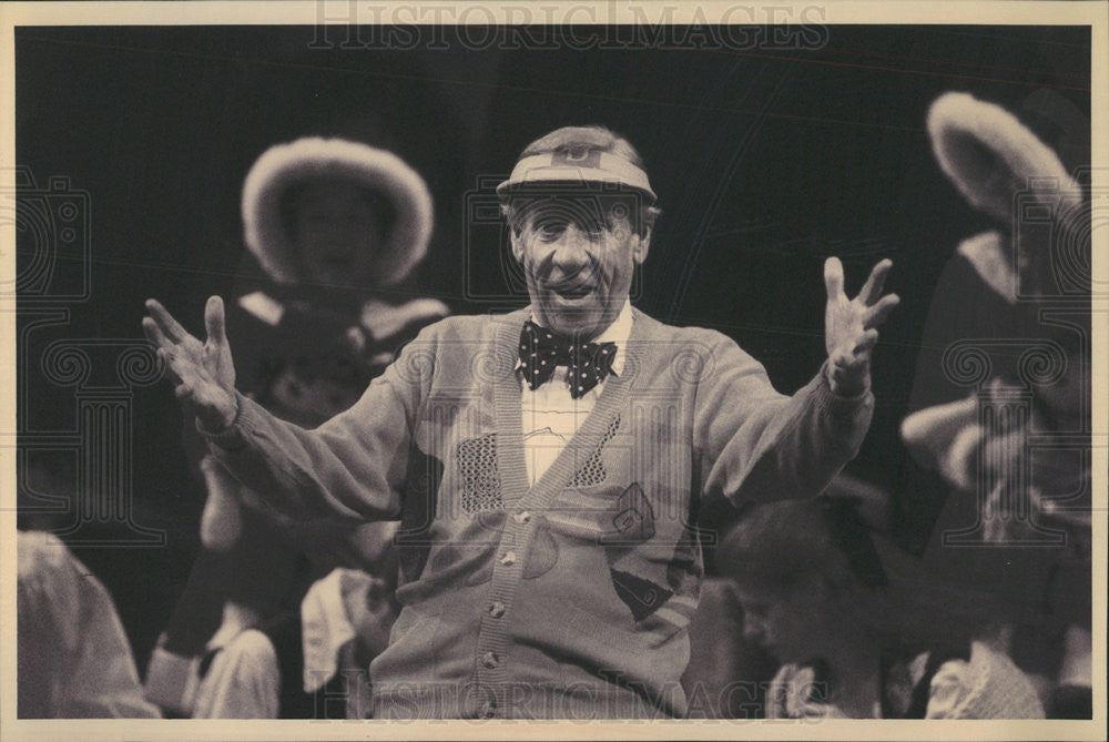 1993 Press Photo Ray Rayner Actor Babes Toyland Evanston Cahn Auditorium - Historic Images