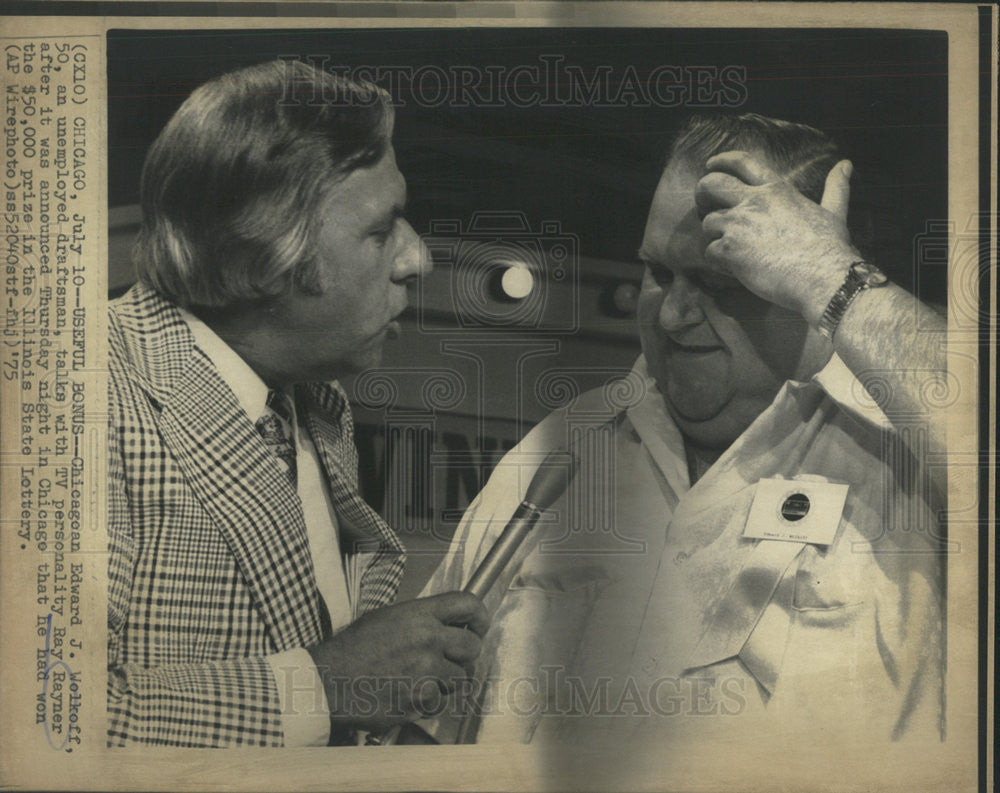 1975 Press Photo Edward Wolkoff Illinois State Lottery Winner Ray Rayner - Historic Images