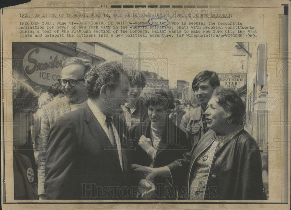 1969 Press Photo Norman Mailer American Author Poet New York Mayor Candidate - Historic Images