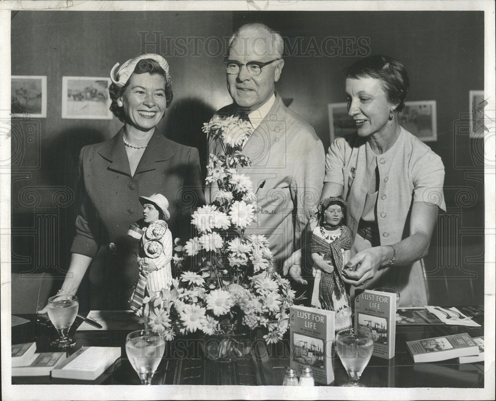 1956 Press Photo New Board Service League - Historic Images