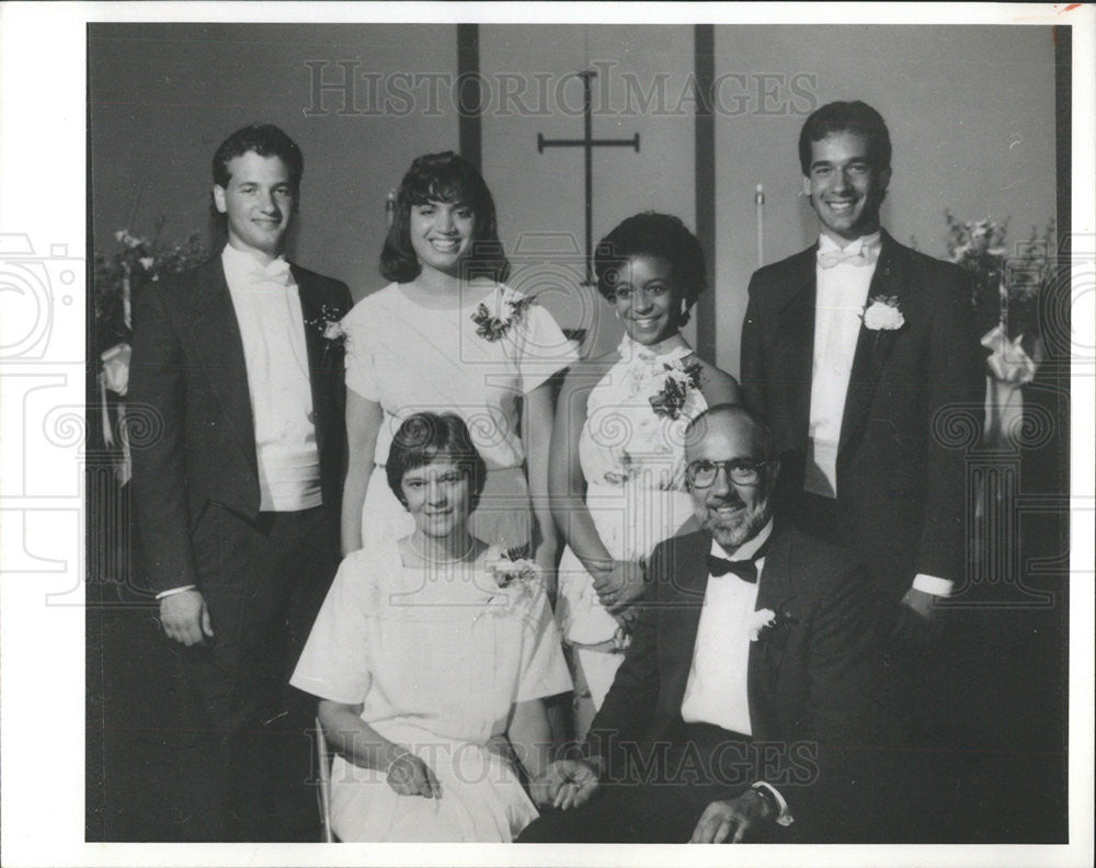 1990 Press Photo Jim Lundeen Celebrate Family Occasion - Historic Images