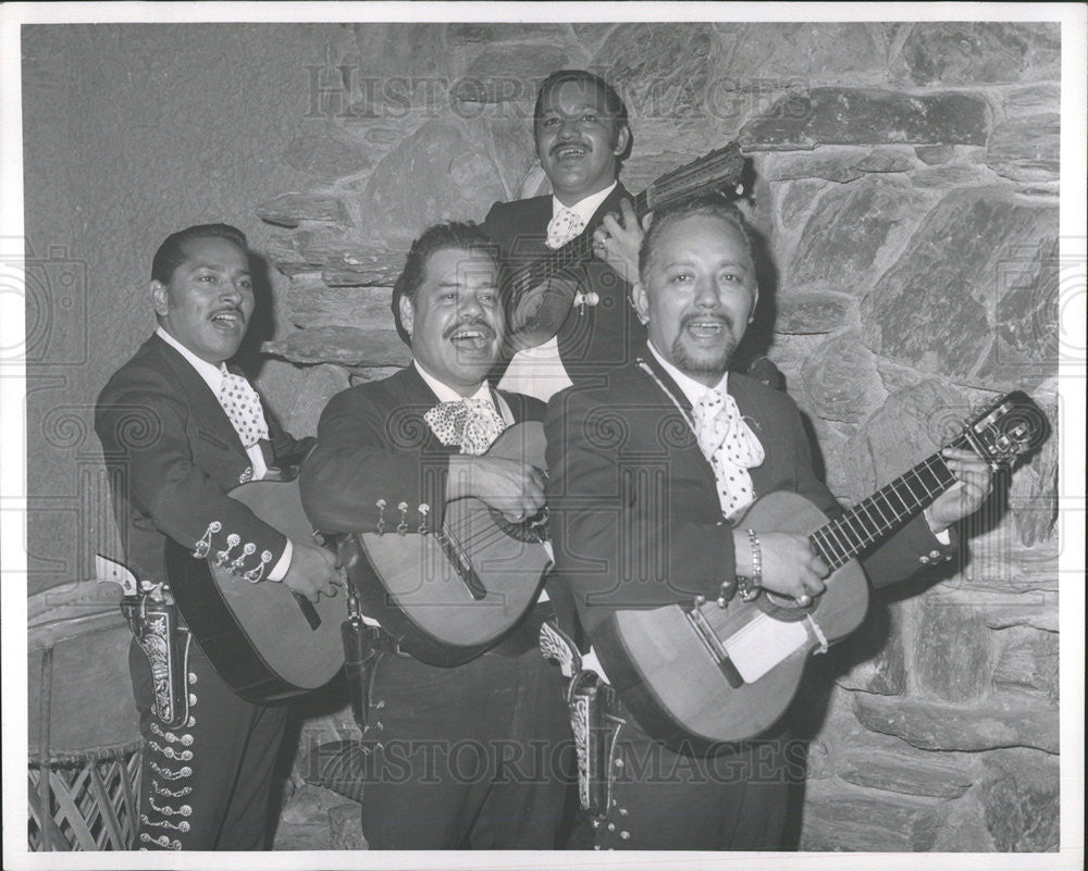 1969 Press Photo Medina Brothers Mexico - Historic Images