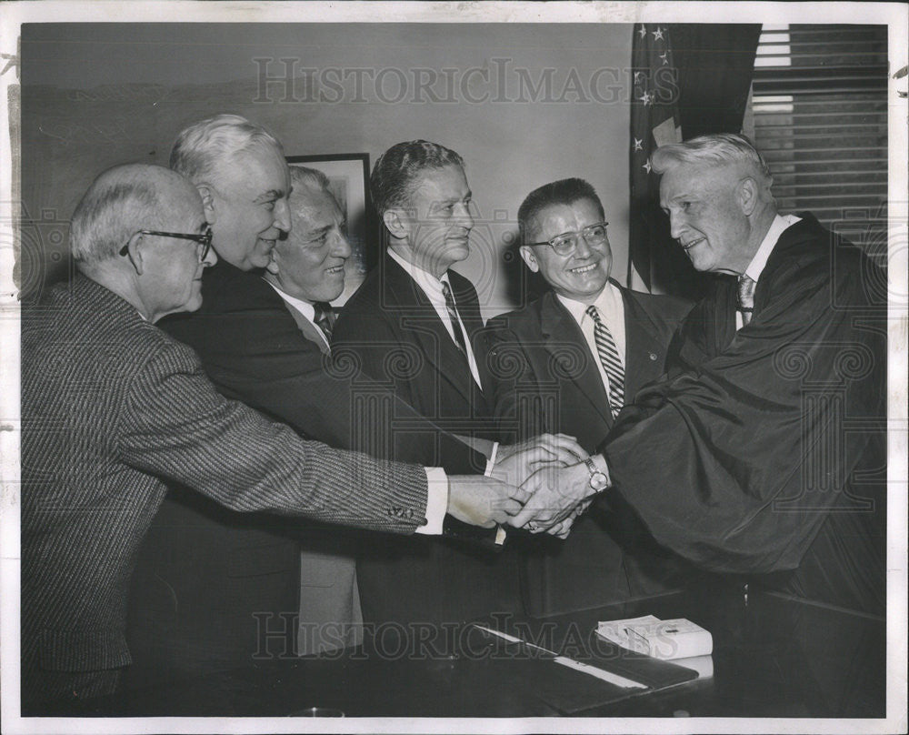 1958 Press Photo John Gutknecht Circuit Court Judge - Historic Images