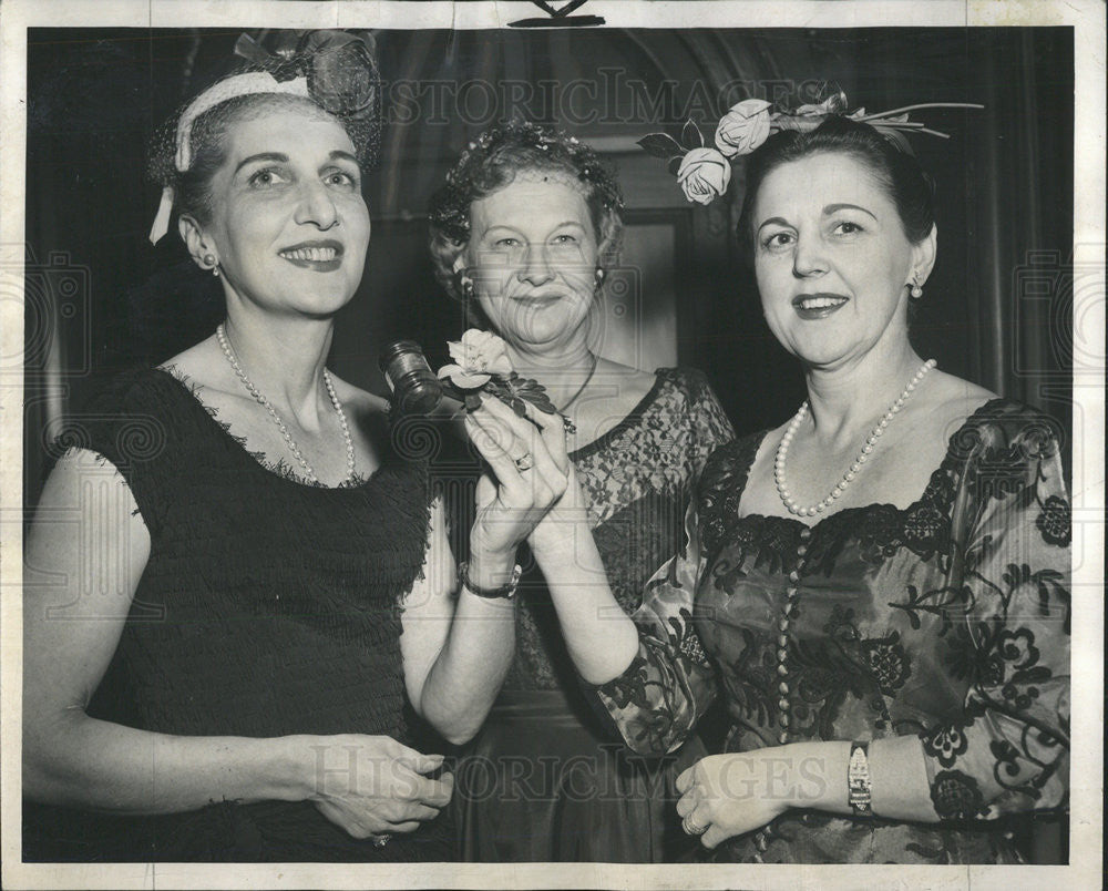 1953 Press Photo Mrs William Margolis Women  Variety Club Incoming President - Historic Images