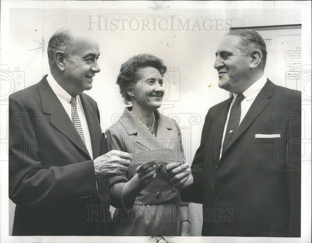 1959 Press Photo Bill Margolis American Chief Barker Variety Club Illinois - Historic Images