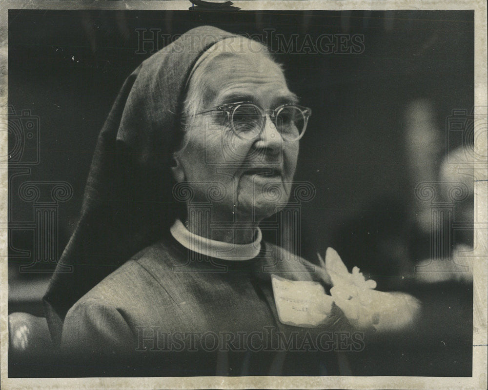 1973 Press Photo Margaret Mary Allen American Sister Roman Catholic Church Mich - Historic Images