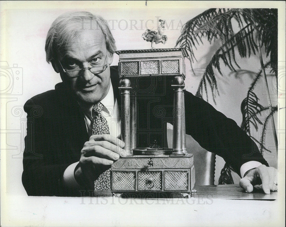 1984 Press Photo JOHN WILSON ANTIQUE COLLECTOR - Historic Images