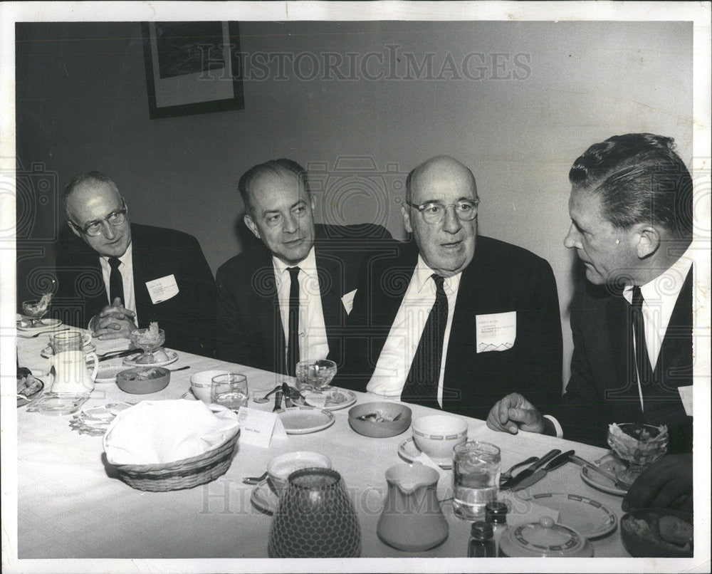 1963 Press Photo Dr. Robert Wilson and Others Attend Nuclear Conference - Historic Images