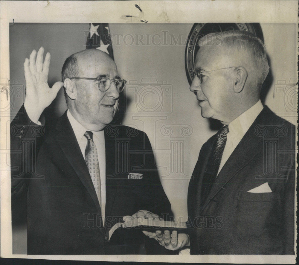 1960 Press Photo Robert E Wilson American Member Atomic Energy Commission Mich - Historic Images