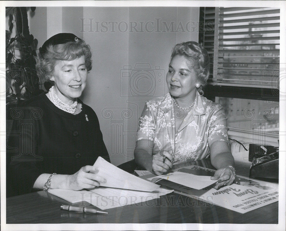 1960 Press Photo MRS. WALTER L. LOWE 1960 WOMEN&#39;S BENEFIT COMMITTEE MRS. GARDNER - Historic Images