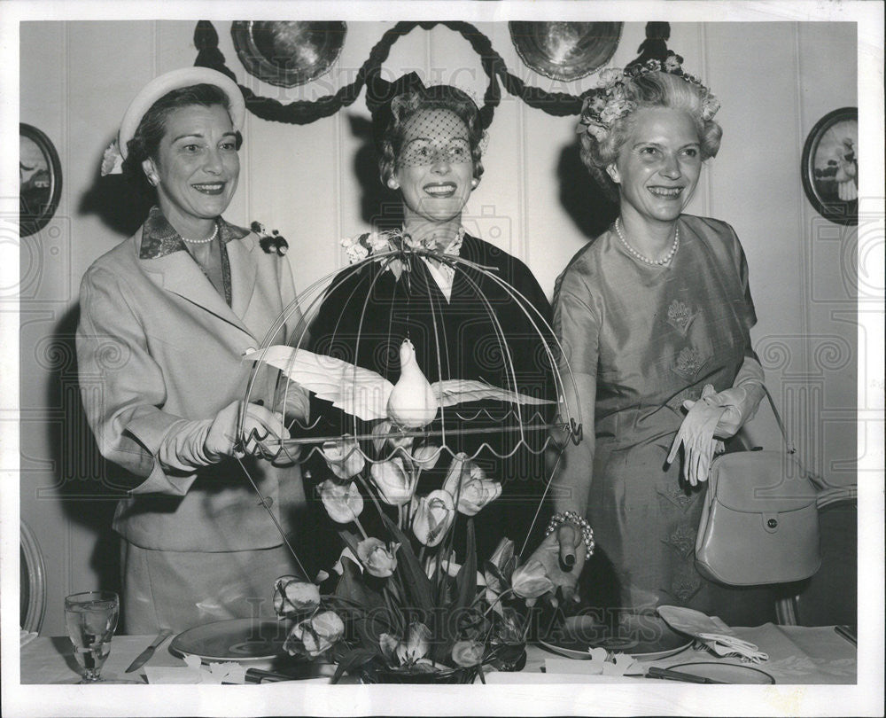 1959 Press Photo Mrs Tim Lowry,Mrs Richard Devens,Mrs Norman McClove Jr - Historic Images