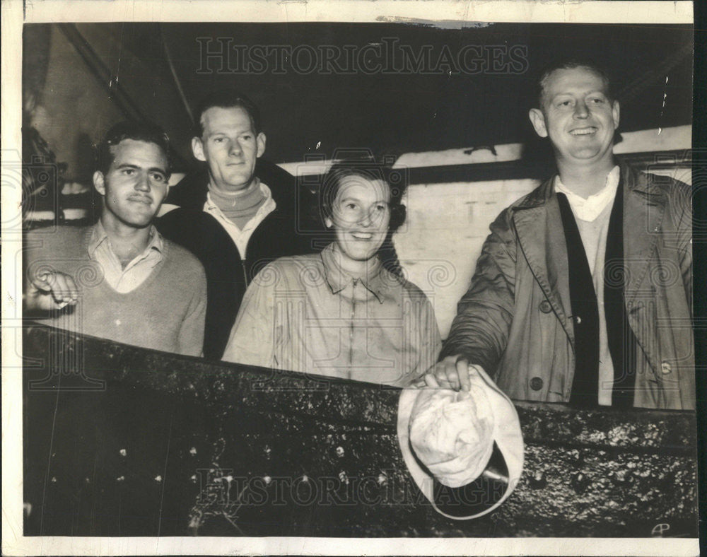 1937 Press Photo Family Lost At Sea Returns Home To Philadelphia - Historic Images