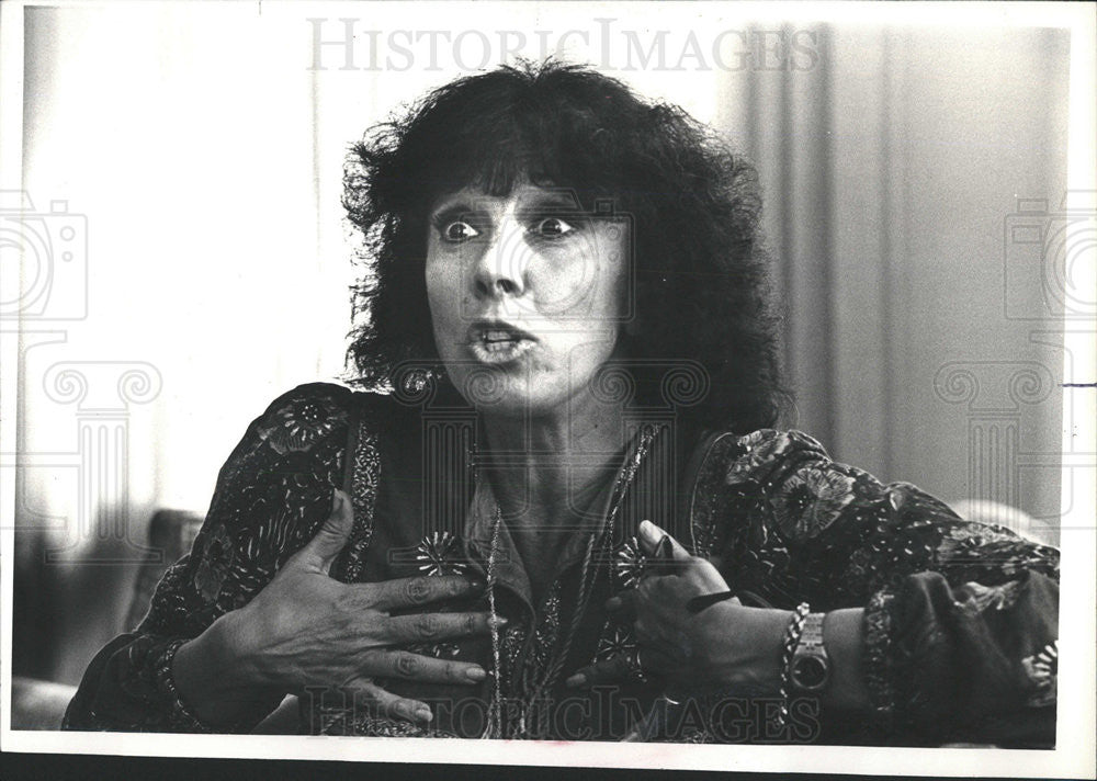 1980 Press Photo Phylis Newman Singer Writer Actress Interview Ritz-Carlton - Historic Images