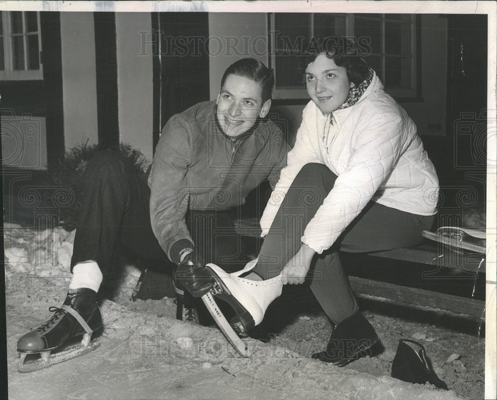 1960 Press Photo Sunset Ridge Country Club Rink John Roger McClory Nancy Nagy - Historic Images