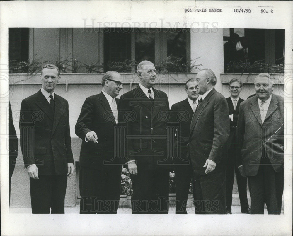 1958 Press Photo Charles de Gaulle,Konrad Adenauer and their staffs - Historic Images