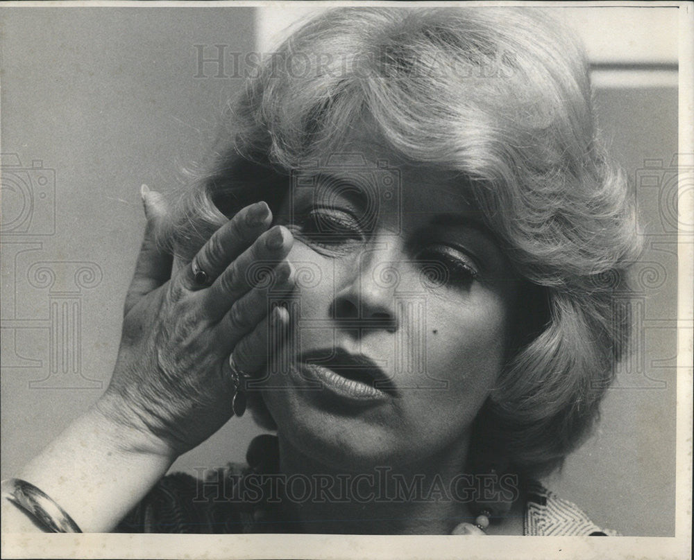 1975 Press Photo Actress Gloria de Haven - Historic Images