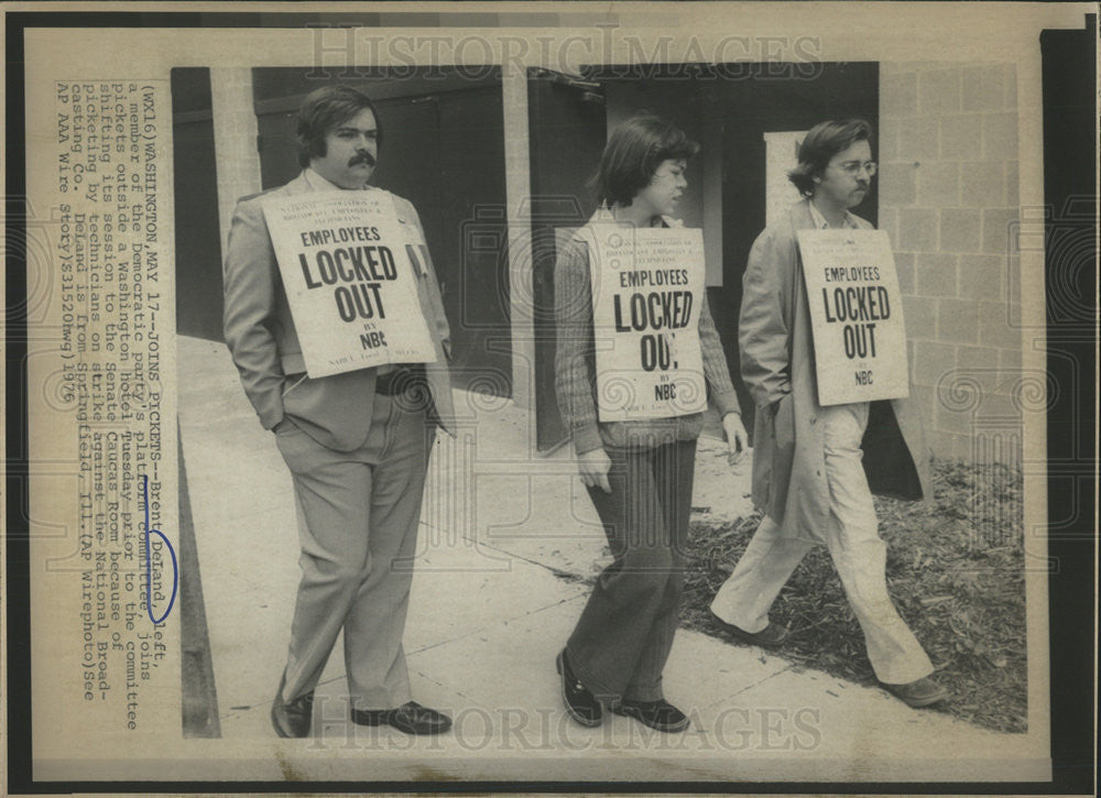 1976 Press Photo Brent DeLand Democratic Party Platform Committee - Historic Images